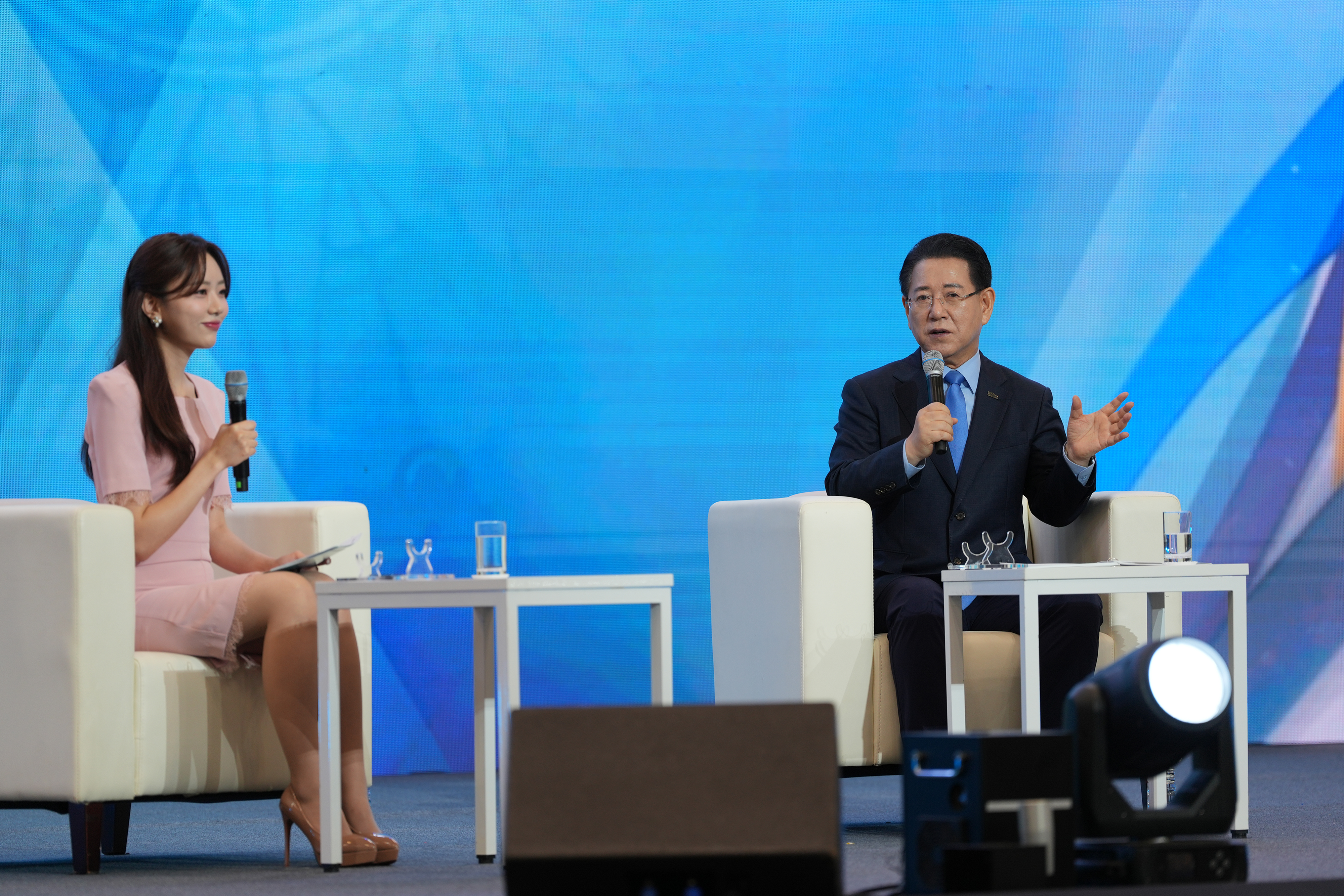 2025 로컬 콘텐츠 페스타  지사님 토크콘서트1